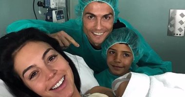 كريستيانو رونالدو يرزق بطفلته الجديدة "ألانا مارتينا"