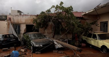 صور.. ارتفاع حصيلة ضحايا الفيضانات فى اليونان لـ 5 قتلى و4 مفقودين