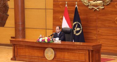 صور.. وزير الداخلية لـ"شباب الضباط": هناك مخطط شامل لاستهداف أمن مصر