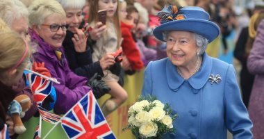 الملكة إليزابيث الثانية توجه تحية لضحايا الاعتداءات الإرهابية بعيد الميلاد