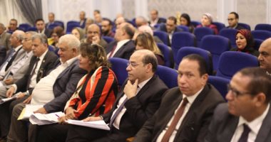 مصطفى بكرى: قانون التأمين الصحى الشامل أكبر هدية للشعب المصرى