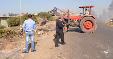 مجلس مدينة المحلة ينفذ حملة نظافة لرفع القمامة والمخلفات ​بـ3 قرى 