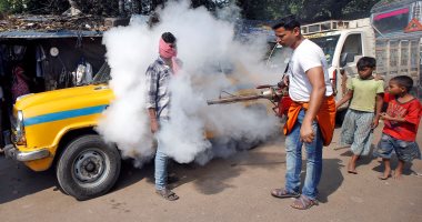 صور.. الهند تكافح البعوض خوفاً من انتشار حمى الضنك