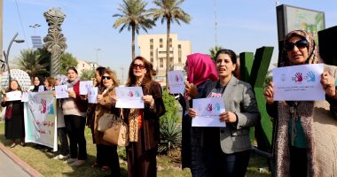 صور.. عراقيات يتظاهرن للقضاء على العنف ضد المرأة فى بغداد