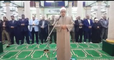 مساجد أسيوط تؤدى صلاة الغائب على شهداء مسجد الروضة..فيديو