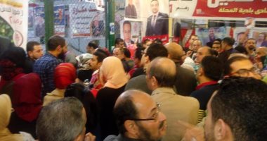 غلق باب التصويت فى انتخابات بلدية المحلة والأمن يخلى الخيمة الانتخابية 