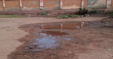 امسك مخالفة.. مياه الصرف الصحى تغرق مدرسة المنايل الثانوية بالقليوبية