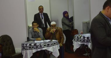 صور.. إقبال متوسط فى الساعات الأولى لانتخابات بلدية المحلة 