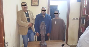 القبض على 3 أشخاص وبحوزتهم تمثال أثرى بكمين المرازيق فى التبين