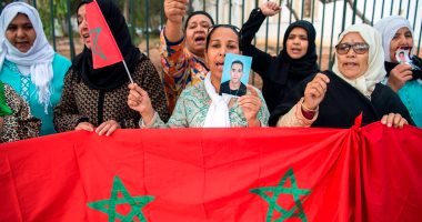 صور.. تظاهرات لأسر مهاجرين مغاربة احتجزوا فى ليبيا تطالب بعودتهم