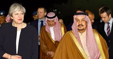 صور.. رئيسة وزراء بريطانيا تصل الرياض فى زيارة رسمية للسعودية