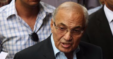تأجيل أولى جلسات محاكمة أحمد شفيق في قضية "فساد الطيران" لنوفمبر المقبل