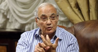 أحمد شفيق عن وفاة مبارك: مصر فقدت اليوم زعيما حكيما قائدا صلبا شجاعا
