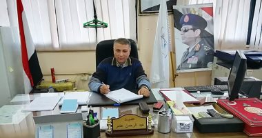 رئيس مدينة سمسطا ببنى سويف يحيل 12 موظفًا بالصحة للتحقيق