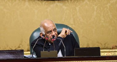 رئيس البرلمان يمنح محمد المرشدى الكلمة.. والأخير: شكرا رغم أنى لم أطلبها
