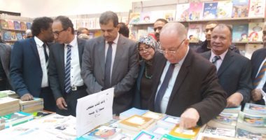 وزير الثقافة يفتتح معرض أسيوط للكتاب