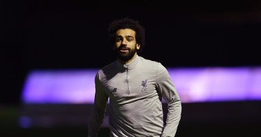 محمد صلاح يثير الشكوك حول مشاركته فى مباراة ليفربول وإيفرتون