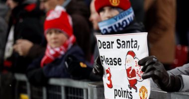 جماهير مانشستر يونايتد تنتظر معجزة من "بابا نويل" أمام سيتى