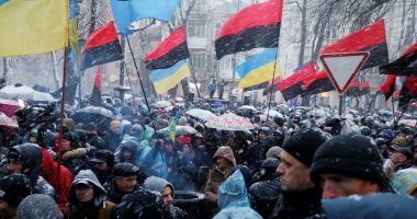 صور.. الآلاف من مؤيدى رئيس جورجيا السابق يطالبون كييف بالإفراج عنه