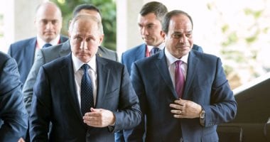 الرئيس السيسى يستقبل نظيره الروسى فلاديمير بوتين بمطار القاهرة