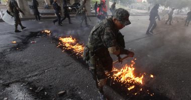 صور.. تجدد الاشتباكات بين شرطة هندوراس ومحتجين على إعادة انتخاب رئيس بلادهم