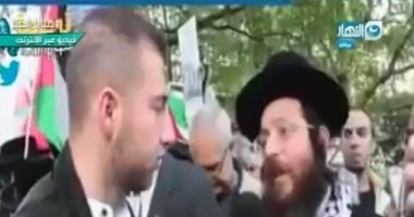 فيديو.. يهودى يشارك بتظاهرات الفلسطينيين ويؤكد: الصهاينة سرقوا فلسطين المقدسة