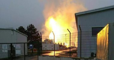 صور.. لحظة انفجار ضخم داخل محطة غاز طبيعى بالنمسا  