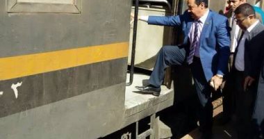 نائب بنى سويف يستغيث برئيس الوزراء بسبب مشاكل بمحطة قطار كوم أبو الراضى