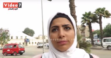 فيديو .. حال المصريين مع الفيس بوك: لا بحبه ولا اقدر استغنى عنه