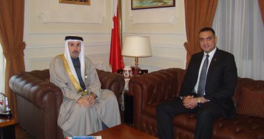 مندوب رئاسة الجمهورية يهنئ السفير البحرينى بذكرى العيد الوطنى للمملكة