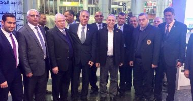 رئيس مصلحة الجمارك يعود من بلجيكا ويتفقد مطار القاهرة 