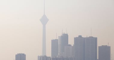 إغلاق مدارس فى طهران وعدة مدن إيرانية بسبب تلوث الهواء (صور)