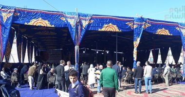 صور..إقبال المئات على المؤتمر الشعبى لدعم الرئيس السيسى ببورسعيد