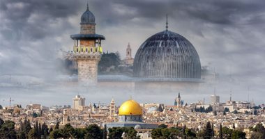 الإسراء والمعراج تؤلف القلوب فى مواجهة التطرف.. عميد كلية أصول الدين: الذكرى تحقق فينا معنى الأمن.. الشعائر الدينية تضفى علينا استقامة السلوك.. داعية: الأقمار الصناعية تخترق السماء فى ساعة فكيف تكون قدرة الله؟