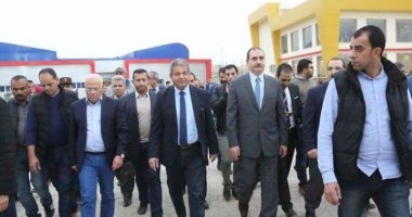 وزير الرياضة ومحافظ بورسعيد يتفقدان مشروع "المدينة الرياضية" قبل افتتاحها