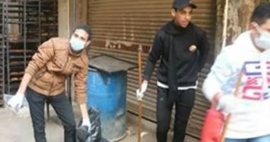 قارئ يشارك بمجموعة صور لمبادرة شباب بتنظيف الشوارع بحى دار السلام