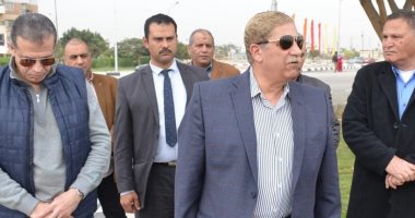 صور.. محافظ الإسماعيلية يتابع الاستعدادات لاستقبال الرئيس السيسي