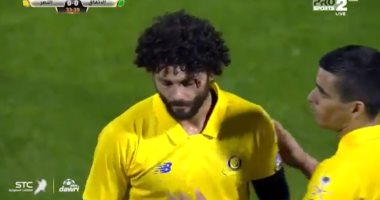  فيديو.. إصابة حسام غالى خلال مباراة النصر والاتفاق بالدورى السعودى