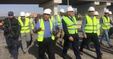 صور.. وزير الرى يتفقد مشروع قناطر أسيوط الجديدة ومحطتها الكهرومائية 