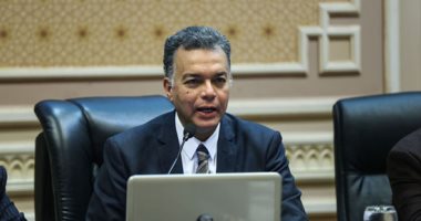 وزير النقل للنواب: "لما بحب اشم أكسجين باجى البرلمان".. ونائب: ألف هنا