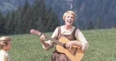 وفاة هيذر مينزيس أوريتش إحدى بطلات (صوت الموسيقى) عن 68 عاما