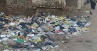 شكوى من انتشار القمامة بشوارع الزقازيق فى الشرقية