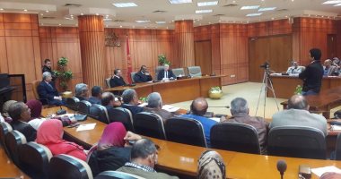 محافظ بورسعيد : حصر للمواطنين إستعداداً لتطبيق التأمين الصحى الشامل 