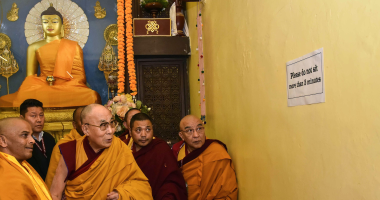 "الدالاى لاما" يزور معبد بوذى ضمن مواقع التراث العالمى لليونسكو فى الهند