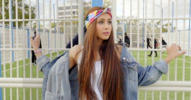 فيديو وصور .. ميسون صدقى تطلق البرومو الدعائى لـ "أنت صعب" عقب تصويره بباريس فيديو وصور .. ميسون صدقى تطلق البرومو الدعائى لـ "أنت صعب" عقب تصويره بباريس