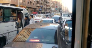 قارئ ينتقد سلوكيات السائقين والسير عكس الاتجاه فى القومية العربية بالجيزة