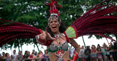 صور.. انطلاق مهرجان "مدارس السامبا" فى ريو دى جانيرو لجذب السياح