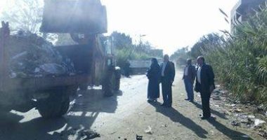 رفع 70 طن قمامة  ونواتج تطهير ترع خلال حملة بقرية بهواش في المنوفية 