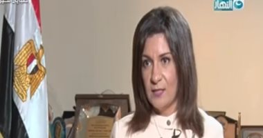 فيديو.. نبيلة مكرم: المصريون يبيعون أكفانهم من أجل الهجرة غير الشرعية