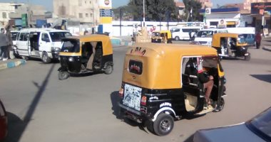 شكوى من انتشار وسير "التوك توك" على طريق الكورنيش بالقاهرة